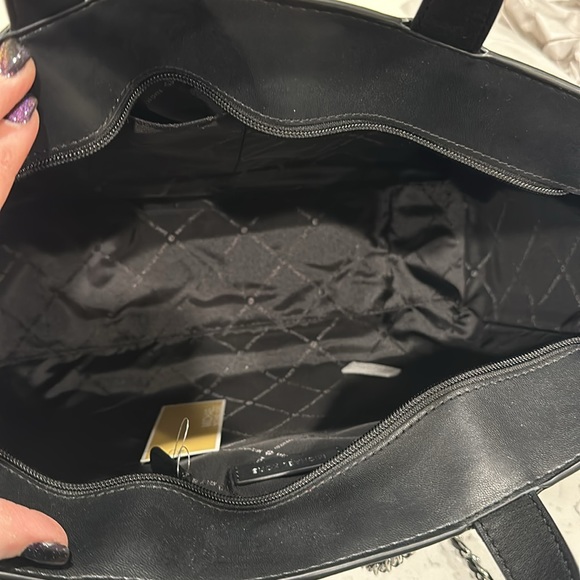 NWT Michael Kors Large Black Shoulder Bag - Picture 9 of 13